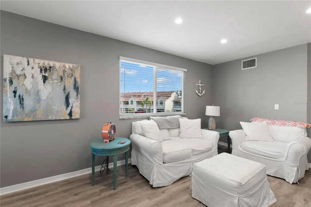 2376 HANOVER DRIVE Dunedin, FL 34698