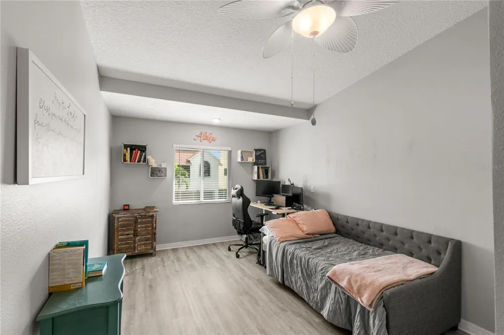 2376 HANOVER DRIVE Dunedin, FL 34698