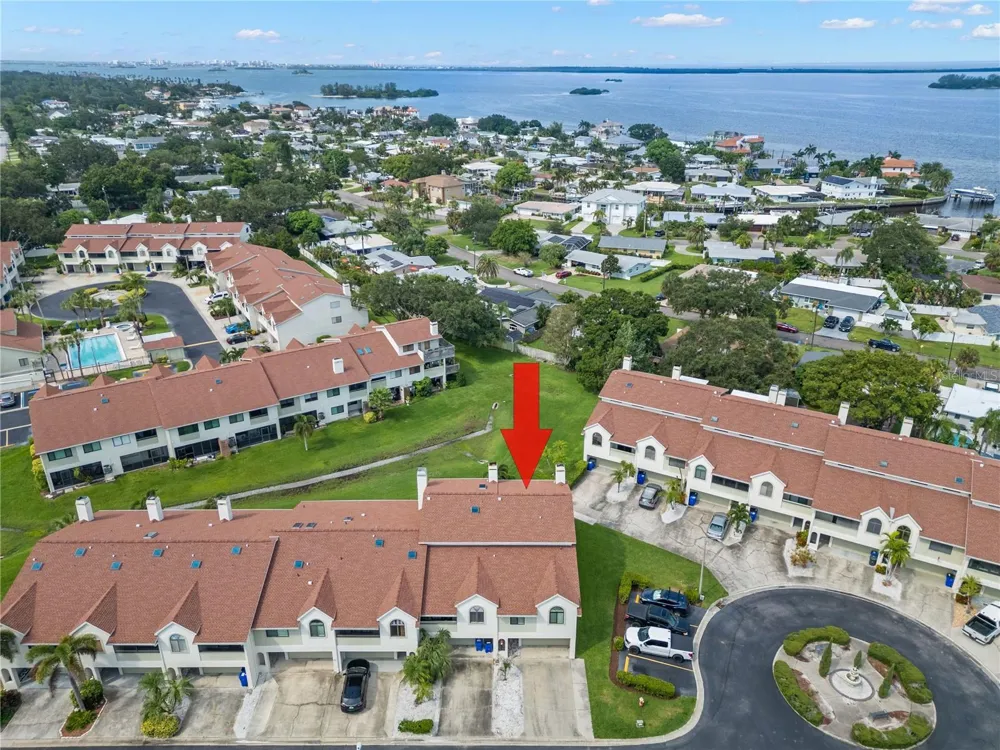 2376 HANOVER DRIVE Dunedin, FL 34698