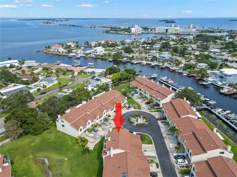 2376 HANOVER DRIVE Dunedin, FL 34698