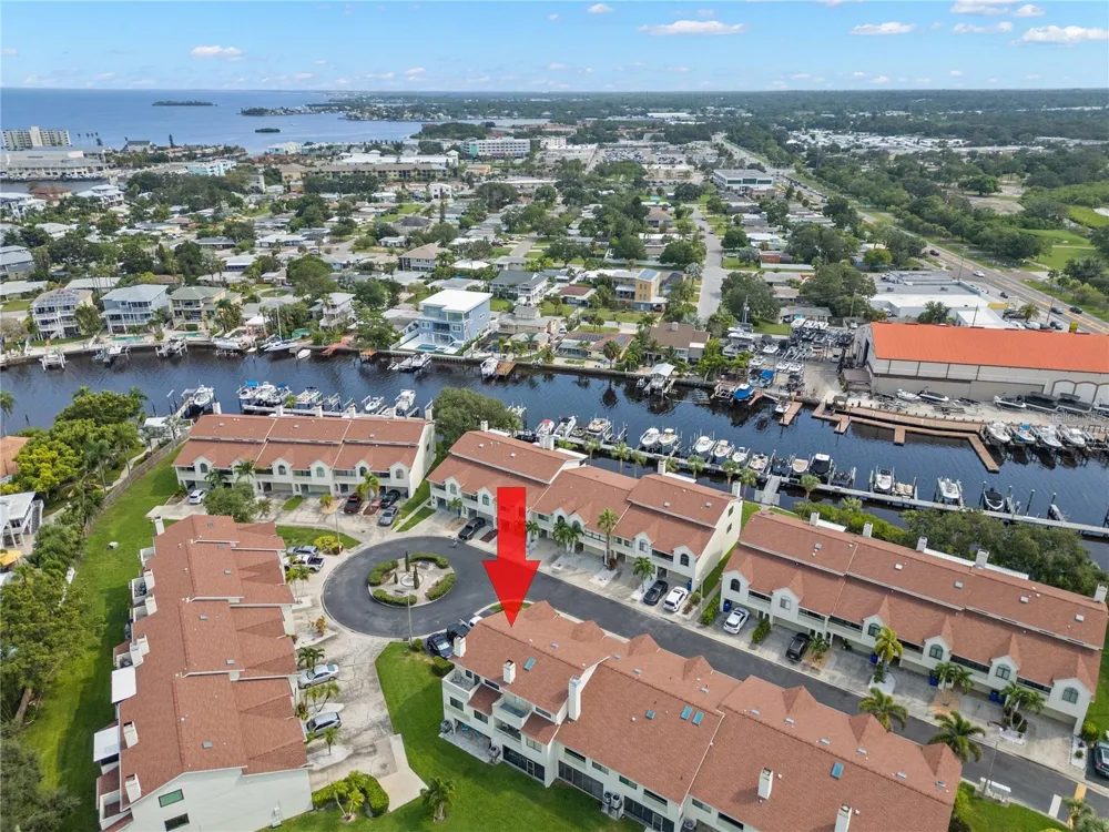 2376 HANOVER DRIVE Dunedin, FL 34698