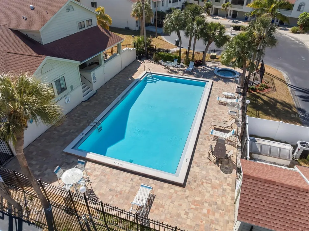 2376 HANOVER DRIVE Dunedin, FL 34698