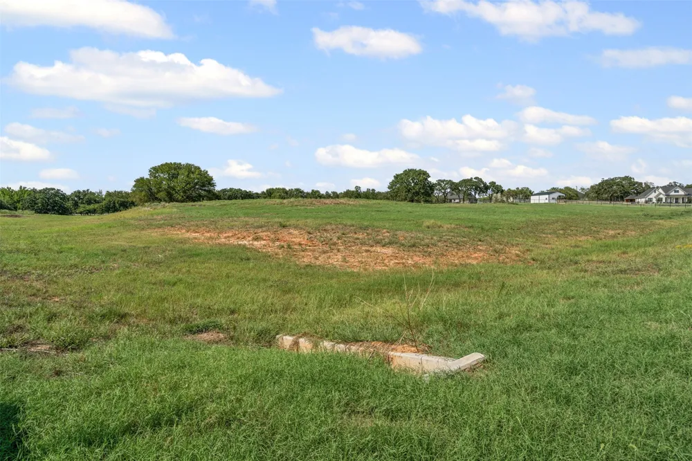 4001 Margarets Meadow Weatherford, TX 76087