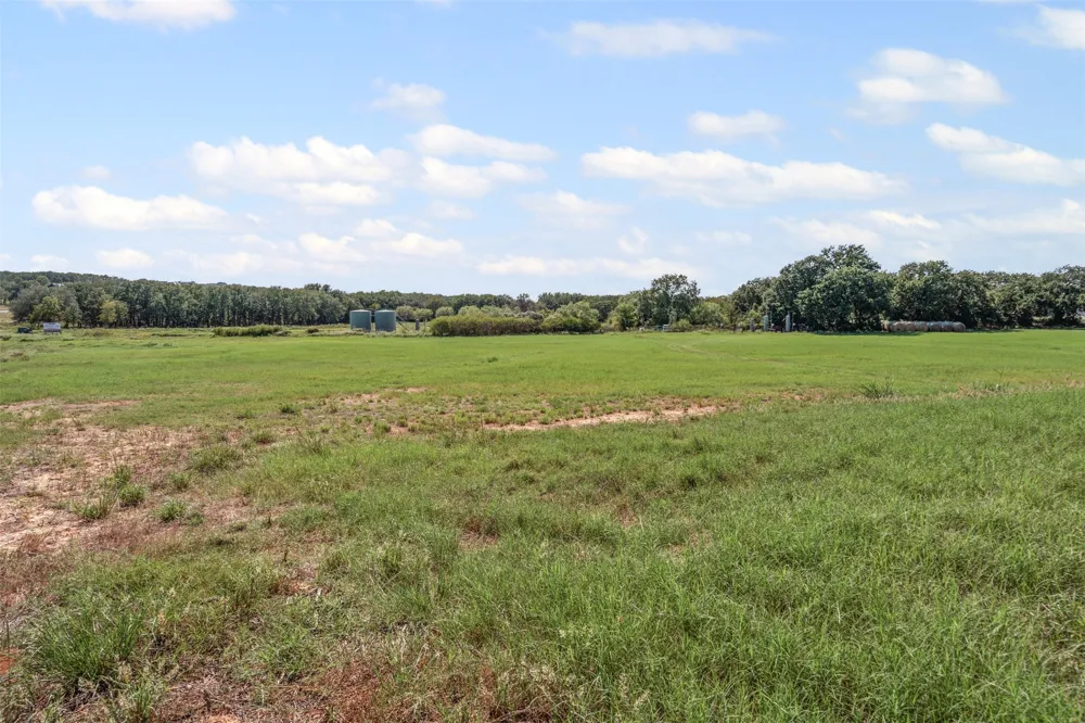 4001 Margarets Meadow Weatherford, TX 76087
