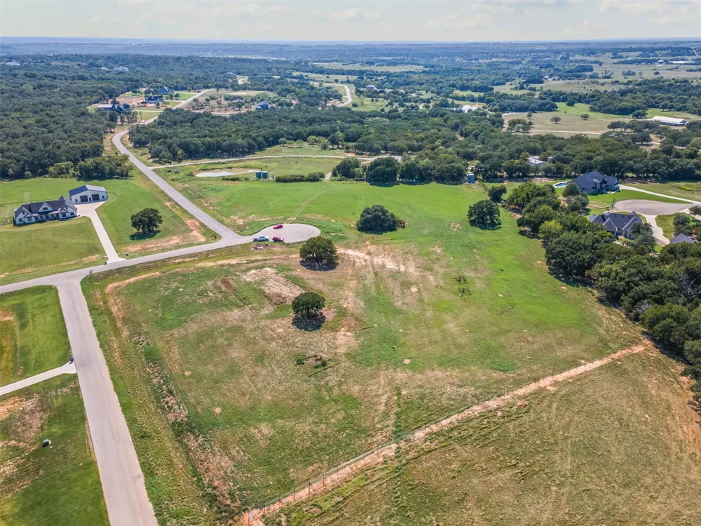 4001 Margarets Meadow Weatherford, TX 76087