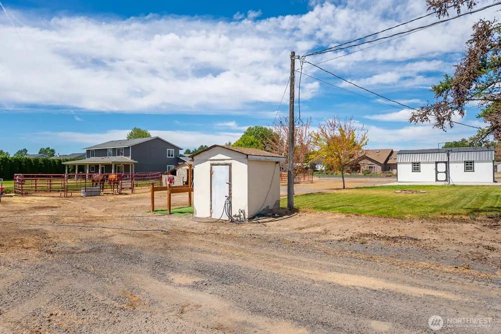 2096 Hamilton Road NE Moses Lake, WA 98837
