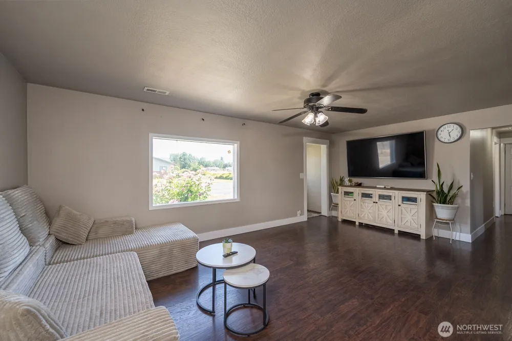 2096 Hamilton Road NE Moses Lake, WA 98837