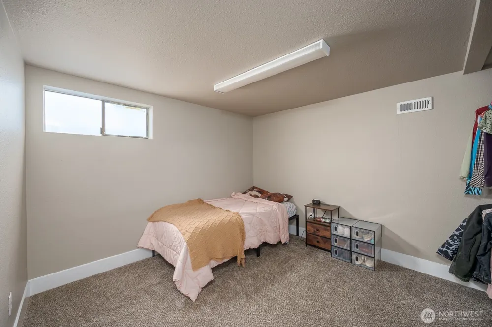 2096 Hamilton Road NE Moses Lake, WA 98837