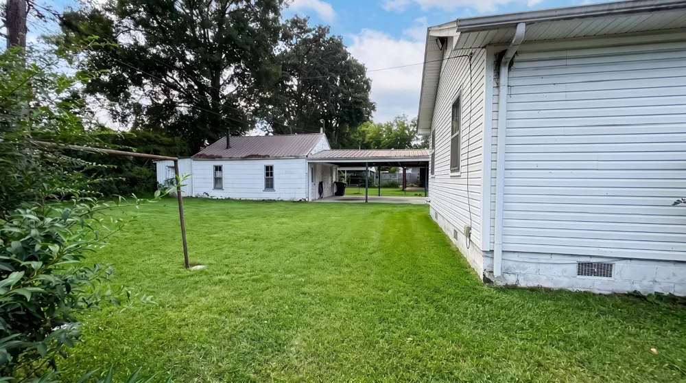138 Ham St Tullahoma, TN 37388