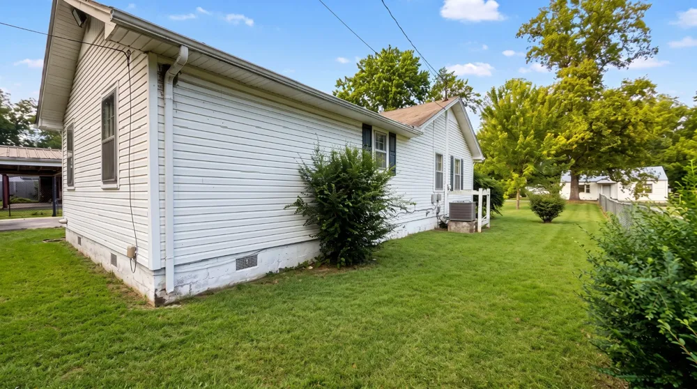 138 Ham St Tullahoma, TN 37388