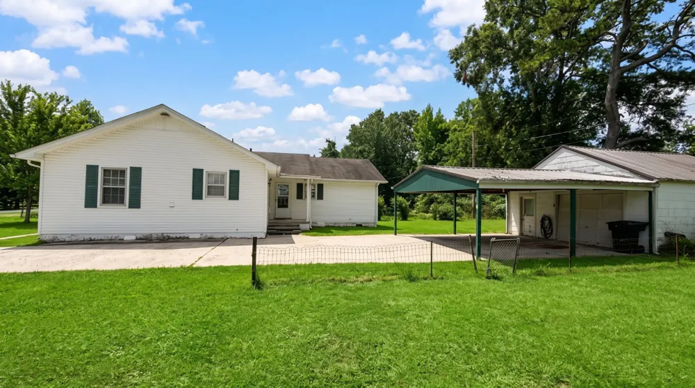 138 Ham St Tullahoma, TN 37388