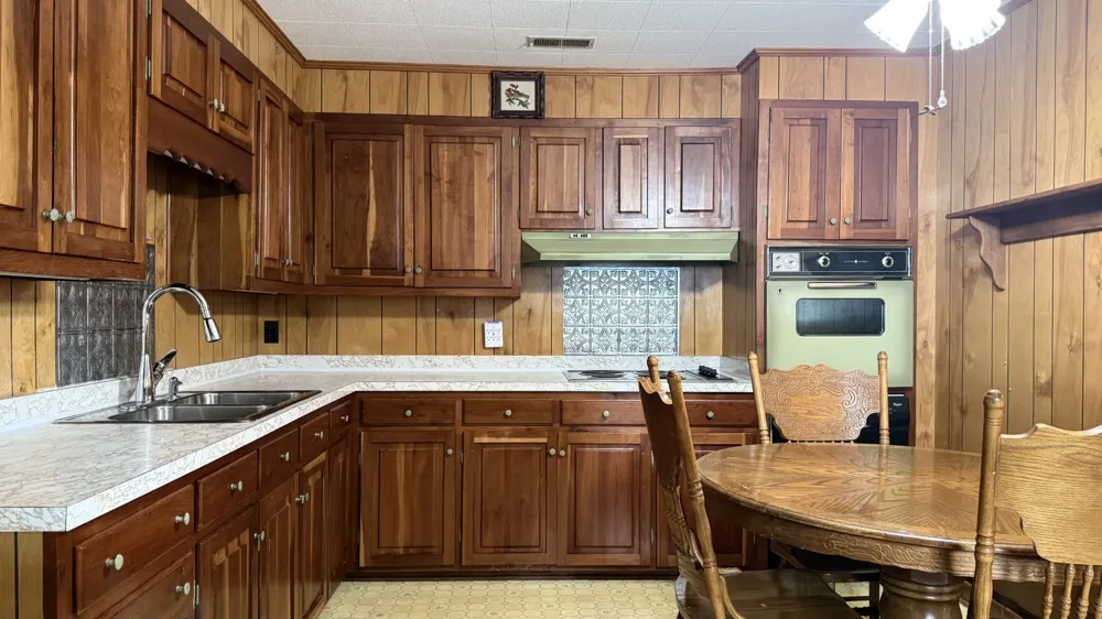 138 Ham St Tullahoma, TN 37388