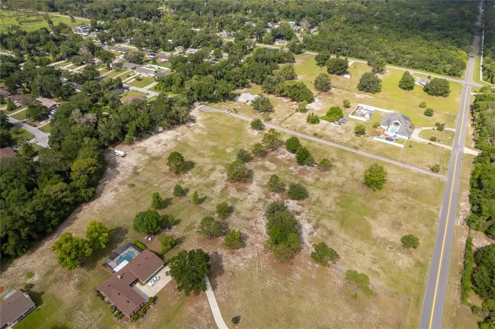 1431 S MONTGOMERY STREET Deland, FL 32720
