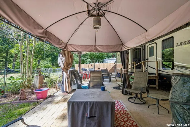 597 CR 90 B Gonzales, TX 78629