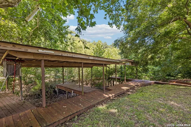 597 CR 90 B Gonzales, TX 78629