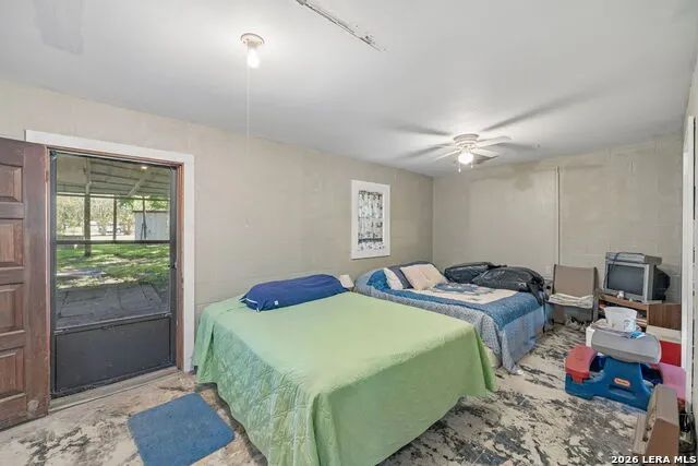 597 CR 90 B Gonzales, TX 78629