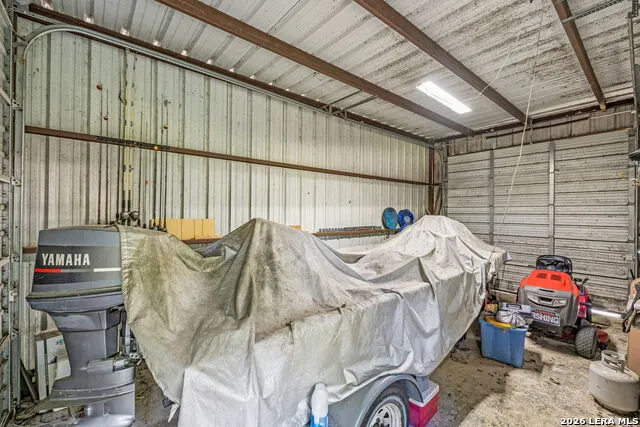 597 CR 90 B Gonzales, TX 78629