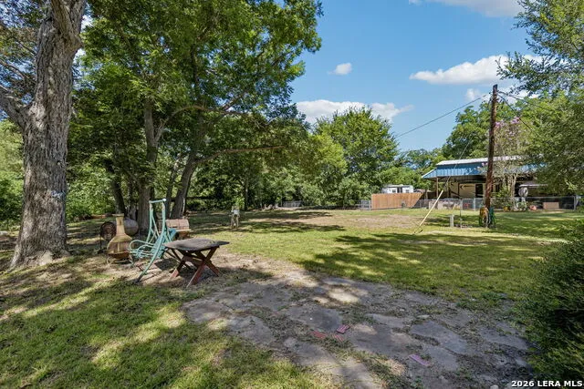 597 CR 90 B Gonzales, TX 78629