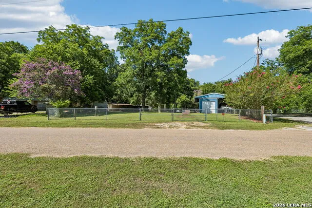 597 CR 90 B Gonzales, TX 78629