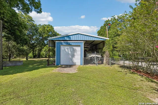 597 CR 90 B Gonzales, TX 78629