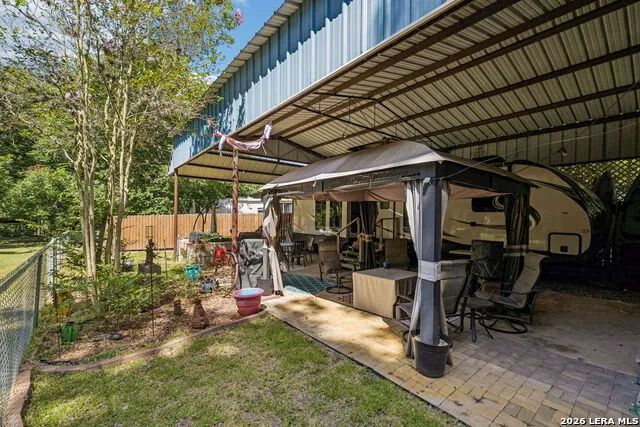 597 CR 90 B Gonzales, TX 78629