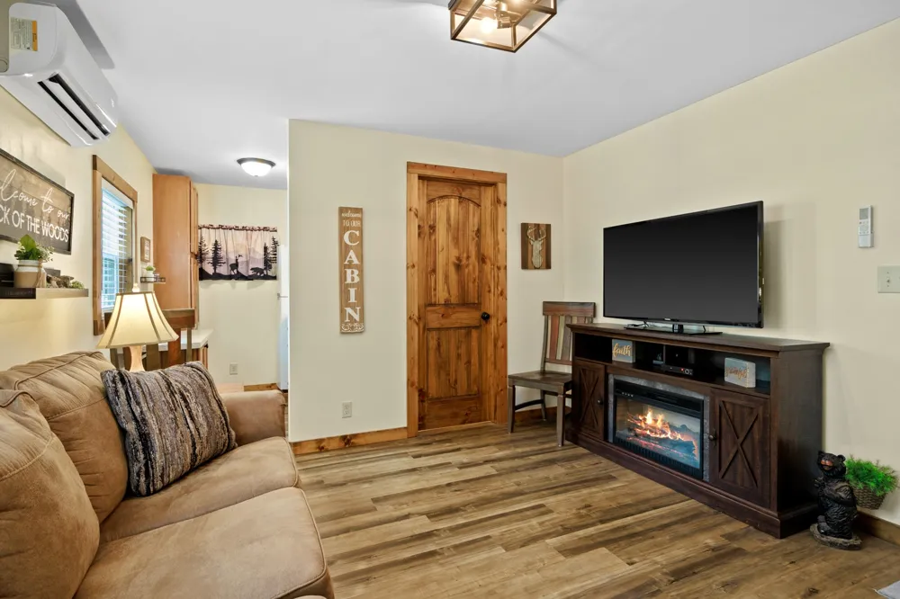 119 Private Road 52614 Pittsburg, TX 75686