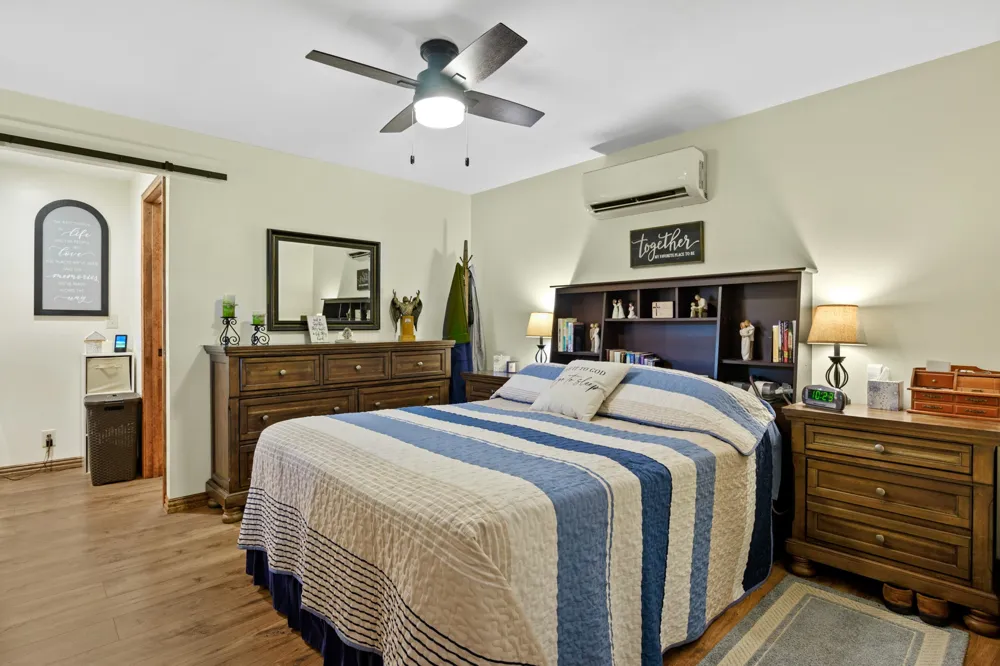 119 Private Road 52614 Pittsburg, TX 75686