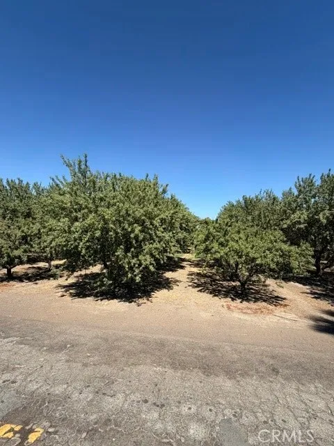 4032 W Inyo