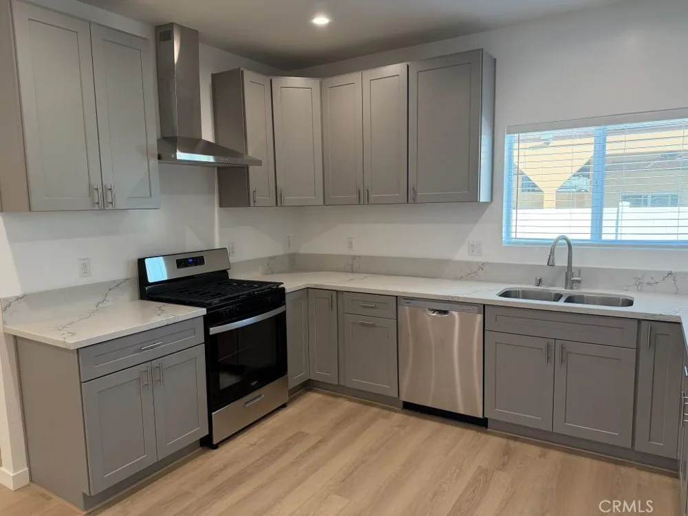 10867 Nettleton Street Sun Valley, CA 91352