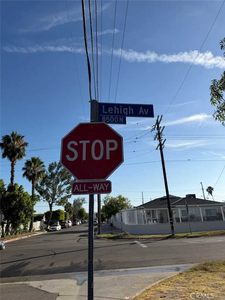 10867 Nettleton Street Sun Valley, CA 91352