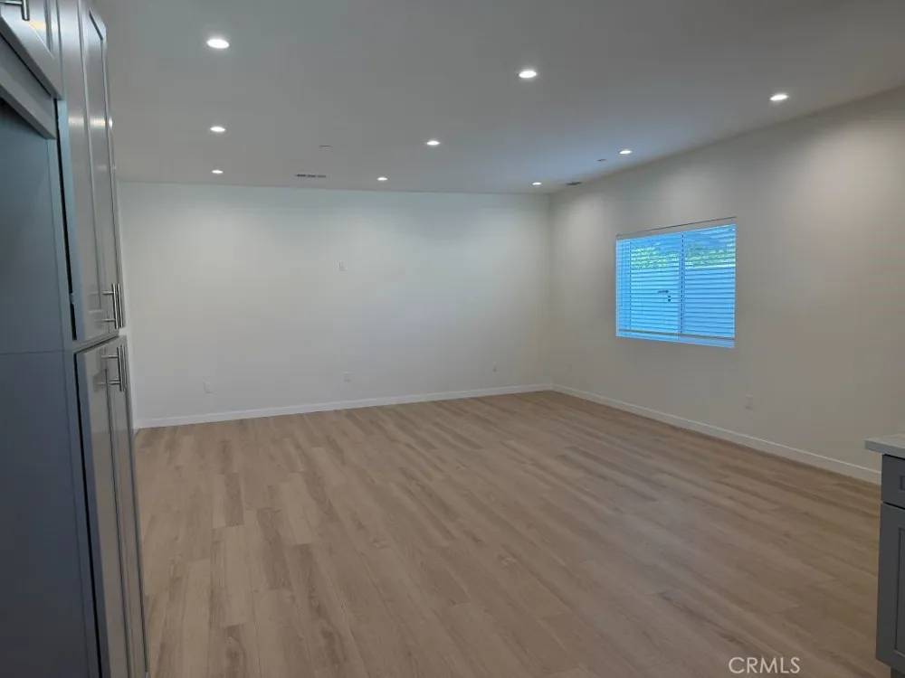 10867 Nettleton Street Sun Valley, CA 91352