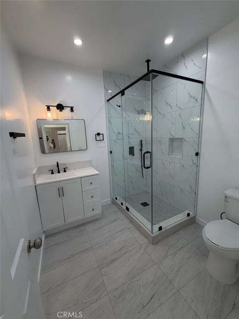 10867 Nettleton Street Sun Valley, CA 91352