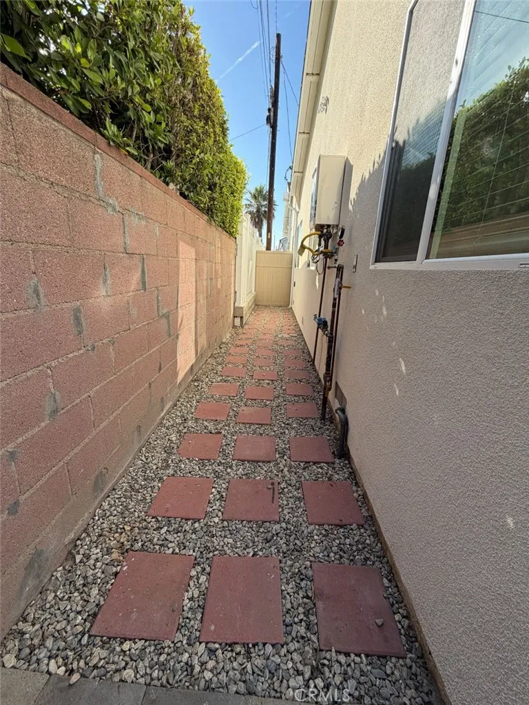 10867 Nettleton Street Sun Valley, CA 91352