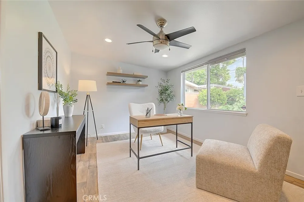 2044 W Spruce Avenue Orange, CA 92868