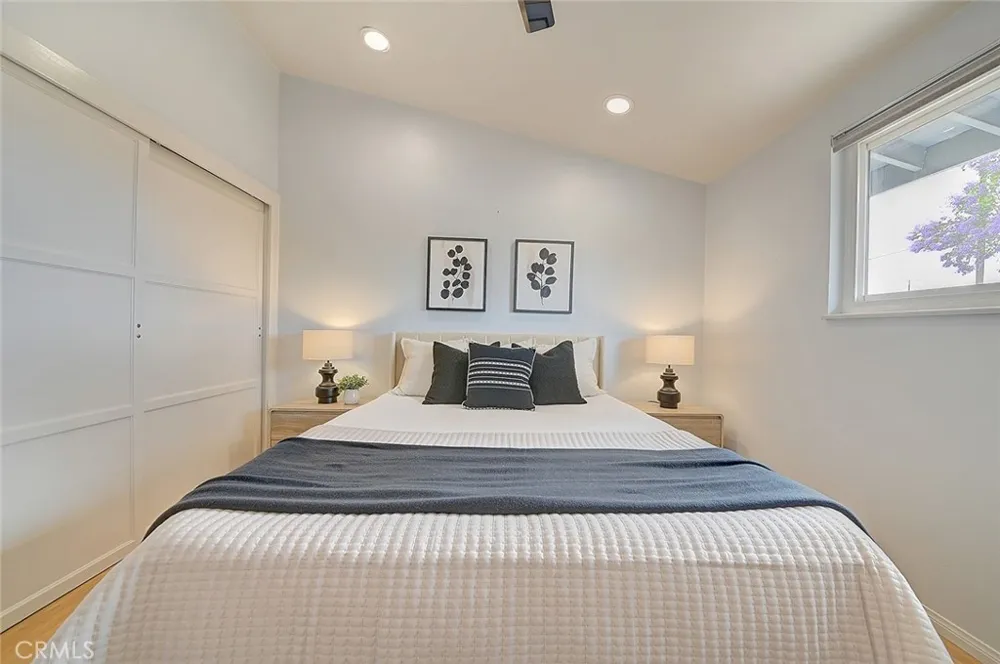 2044 W Spruce Avenue Orange, CA 92868
