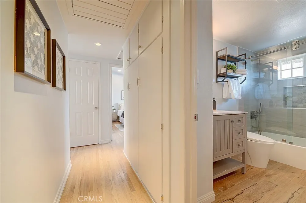 2044 W Spruce Avenue Orange, CA 92868