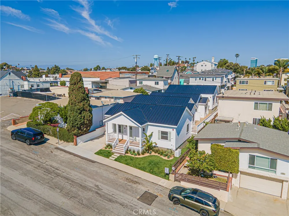 226 Arena Street El Segundo, CA 90245