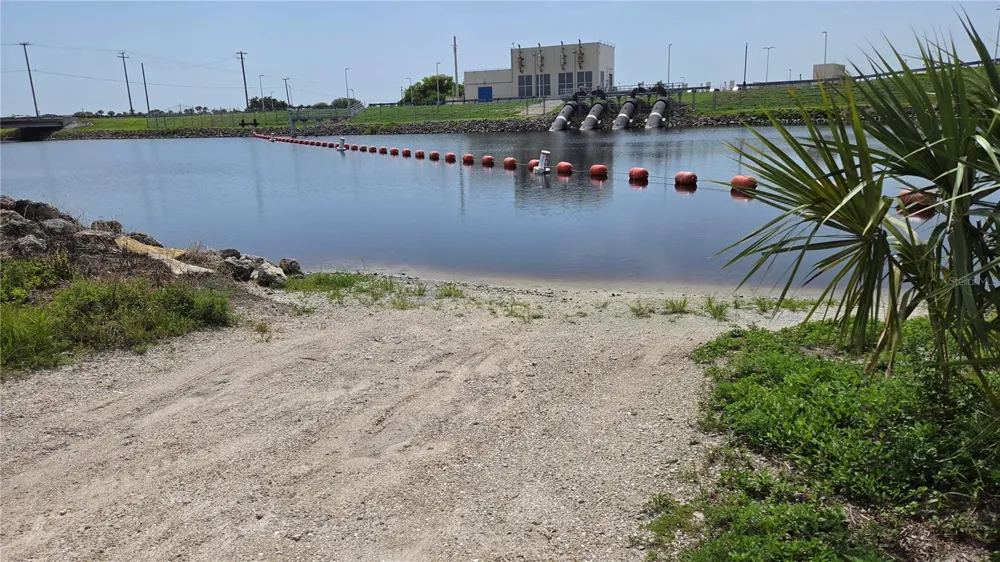 1162 SE 40TH AVENUE Okeechobee, FL 34974