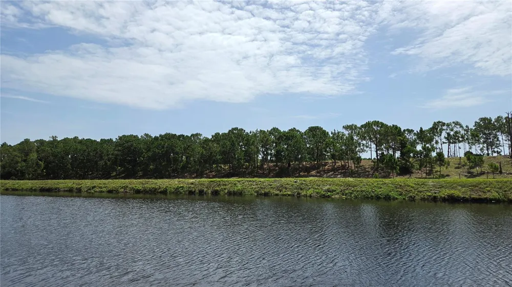 1162 SE 40TH AVENUE Okeechobee, FL 34974