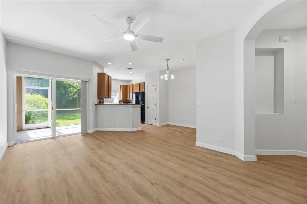 1346 GRANTHAM DRIVE Sarasota, FL 34234