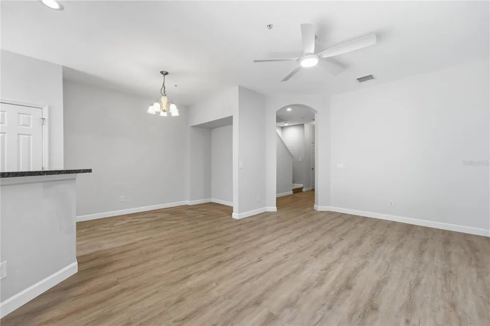 1346 GRANTHAM DRIVE Sarasota, FL 34234