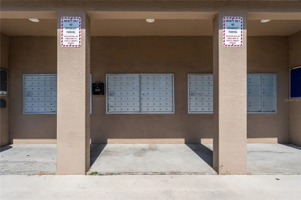 1346 GRANTHAM DRIVE Sarasota, FL 34234