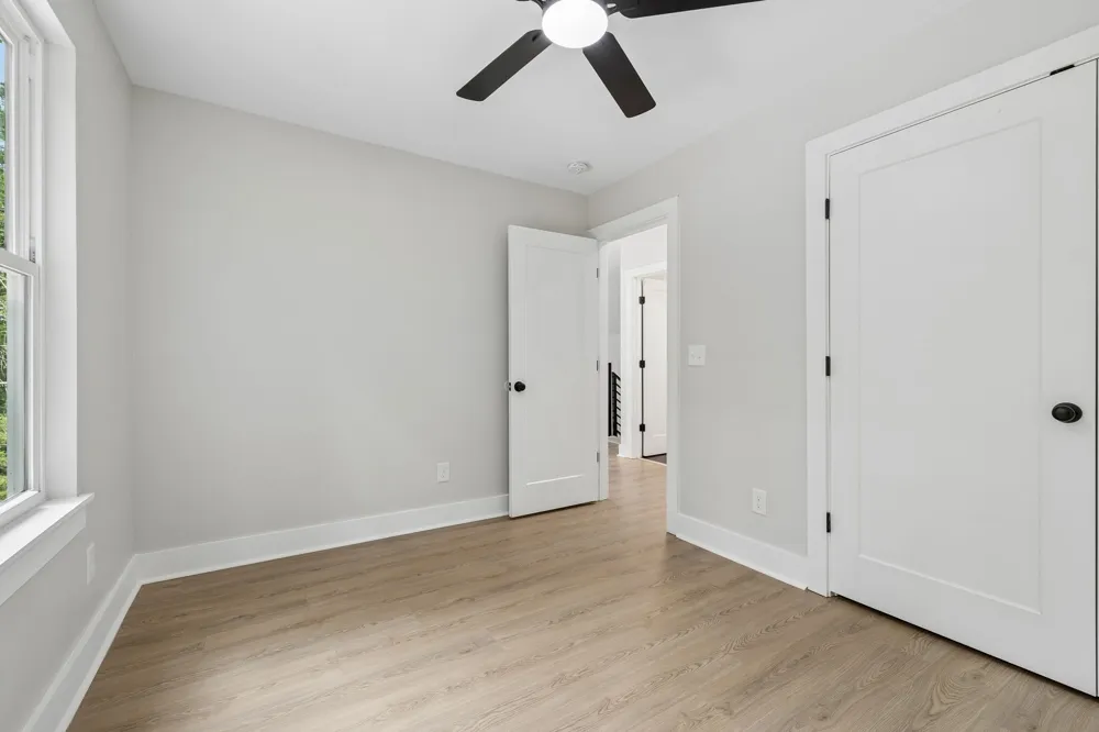 670 Harbor Dr Lancaster, TN 38569
