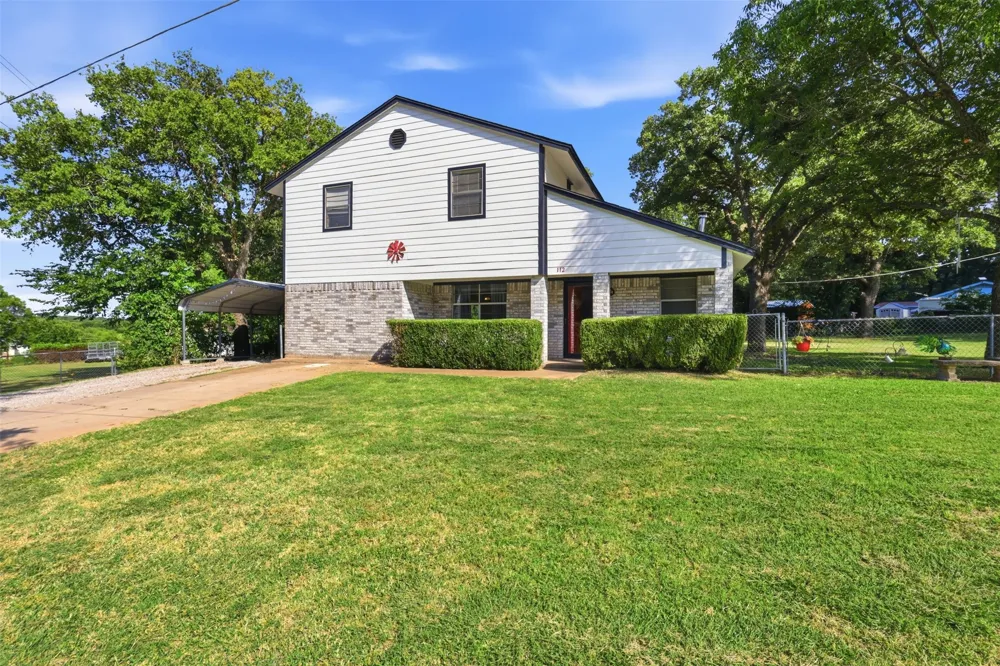 112 Spanish Trail Weatherford, TX 76088