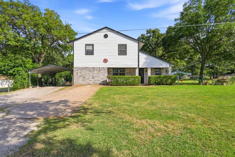 112 Spanish Trail Weatherford, TX 76088