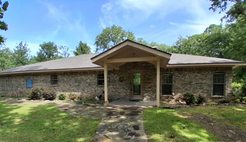 1325 Private Road 7905