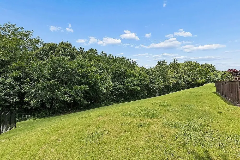 6303 Wildlife Trail Garland, TX 75044