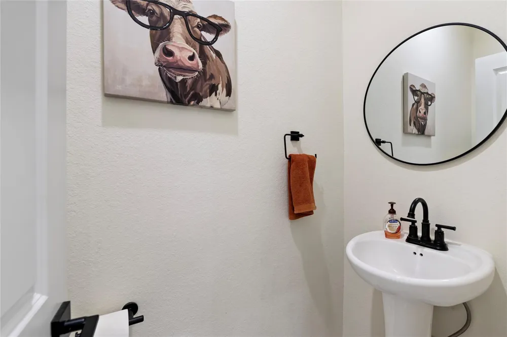 13149 W 6th Street Santa Fe, TX 77510