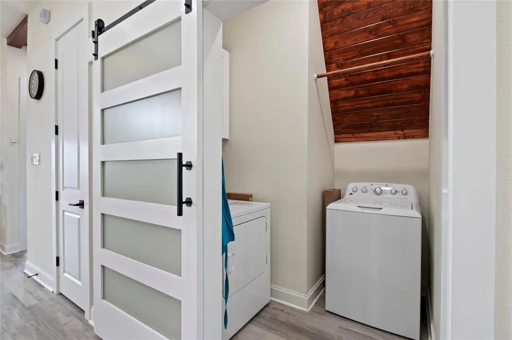 13149 W 6th Street Santa Fe, TX 77510