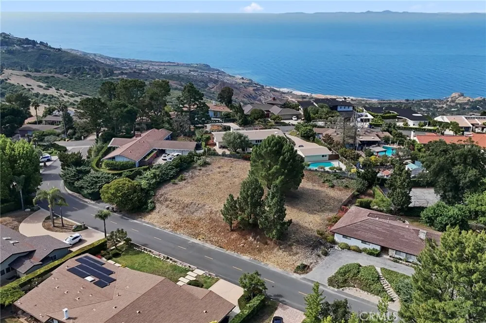 6 Coveview Drive Rancho Palos Verdes, CA 90275